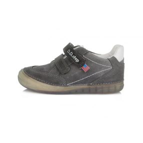 D.D. Step fiú, átmeneti, 26-31 méretig